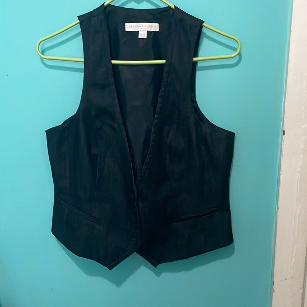 New York Company. Size 10. Vest